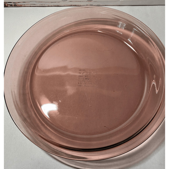 Vintage Pyrex Cranberry Purple Glass #209 Pie Plate Dish 9.75” (II) - Picture 5 of 8